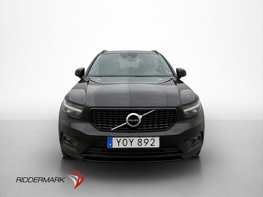 Bild 2 av Volvo XC40 T4 AWD R-Design Värmare Pano Adaptiv-f Rattvärme