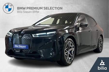 BMW iX xDrive40 Fully Charged. HK,Pano,head up, Comfort access