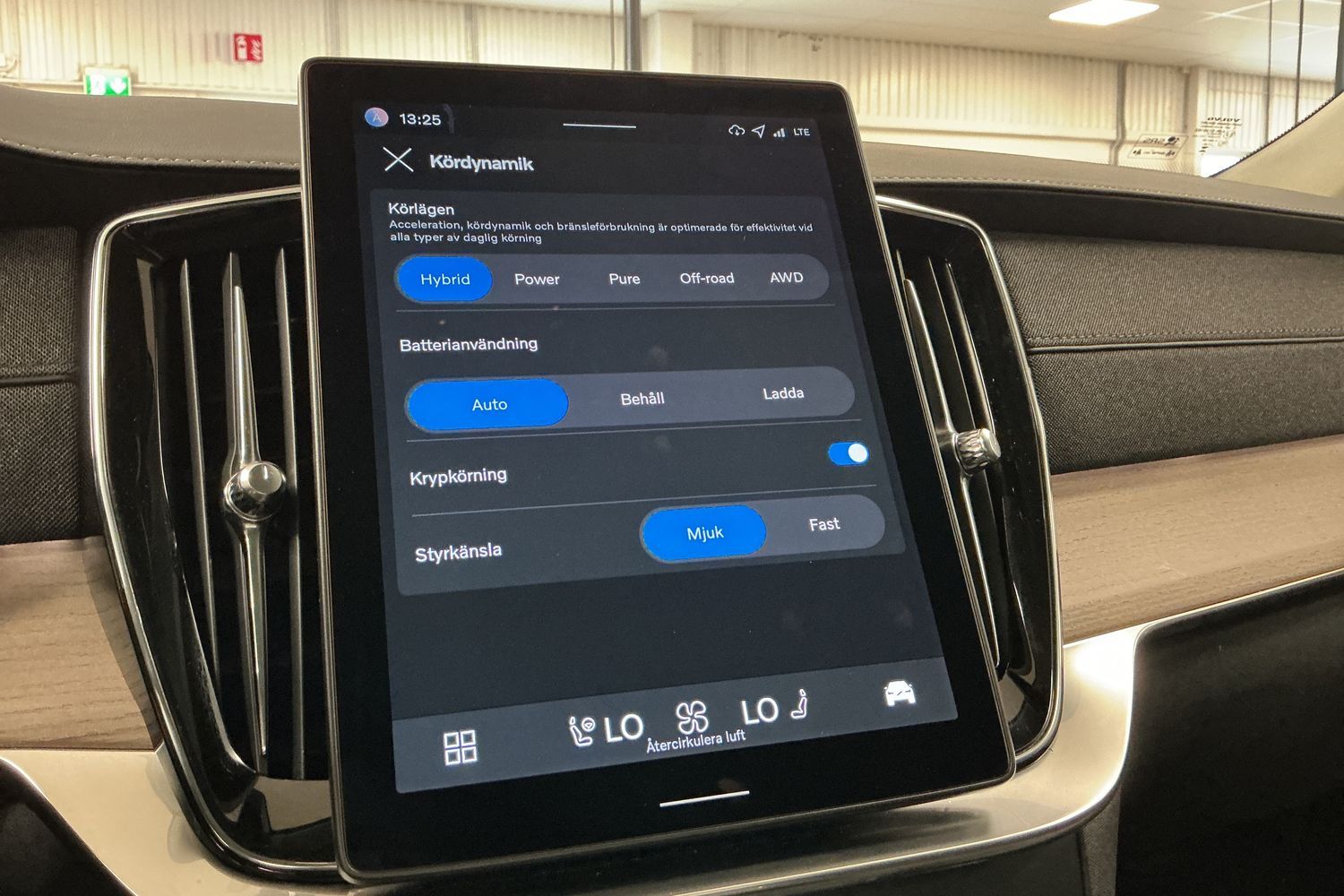 Volvo XC90 T8 Plug-In Hybrid AWD Geartronic, 8-trins, 456ps, 2026