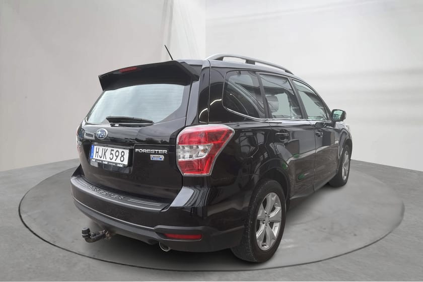 Bild 3 av Subaru Forester 2.0D (147hk) XS Backkamera Drag