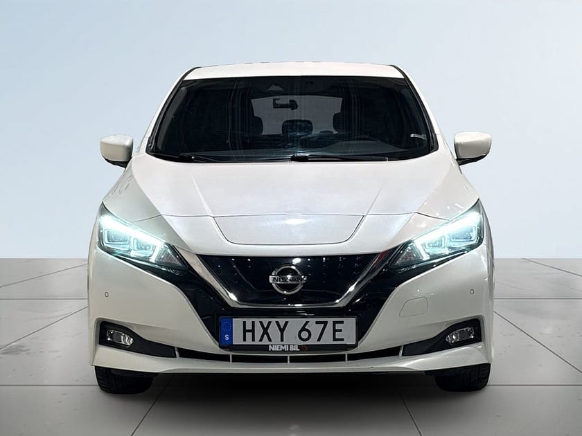 Bild 2 av Nissan Leaf e+ 62 kWh 360° GPS BOSE Rattvärme Psens S/V-hjul