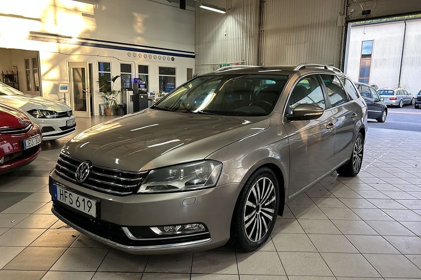 Bild 1 av Volkswagen Passat Variant 2.0TDI 4Motion GT Pano Drag/SUPERDEAL 3,95%