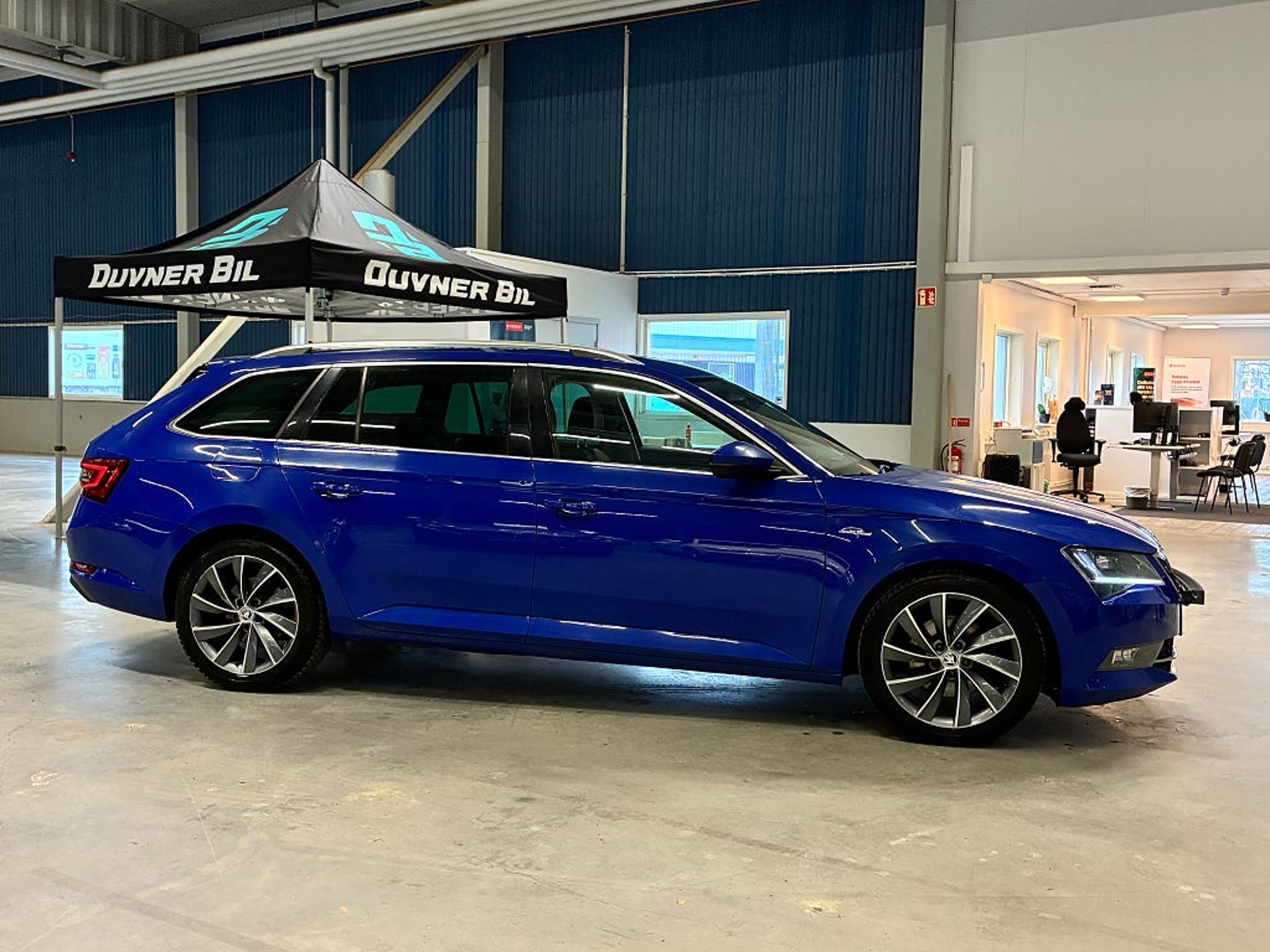Skoda Superb Kombi 2.0 TDI Aut L&K 2019, bild 2/10