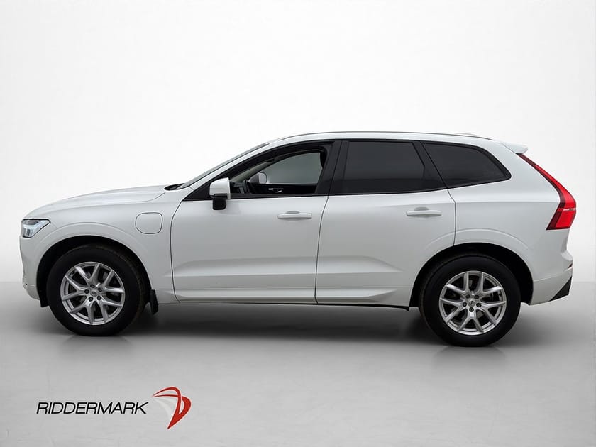 Bild 4 av Volvo XC60 T8 AWD 392hk Momentum VOC Värm Pano Kamera Drag