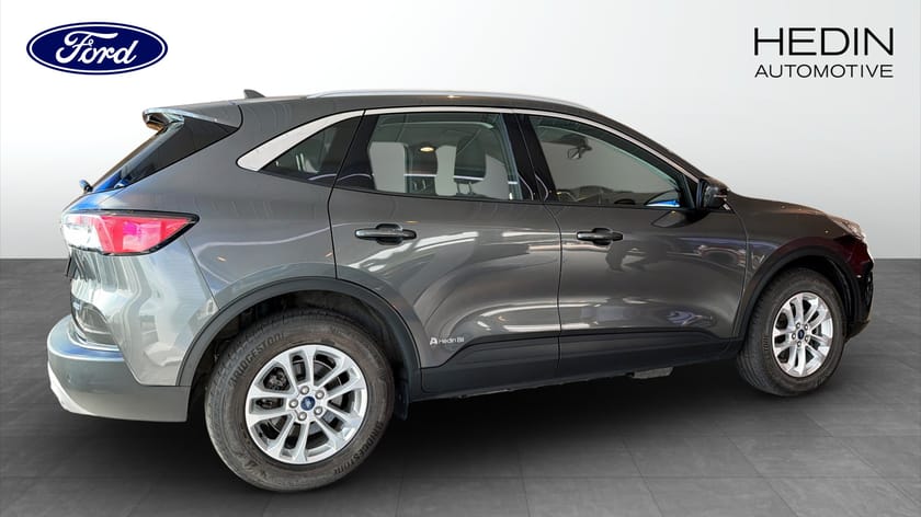 Bild 2 av Ford Kuga Plug-In Hybrid TITANIUM 2.5 FWD 225HK CVT
