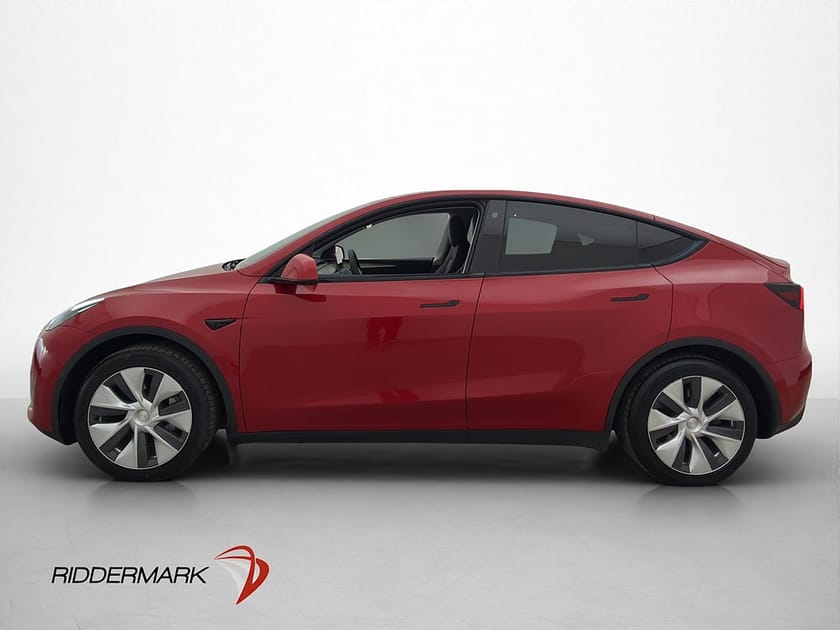 Bild 5 av Tesla Model Y Standard Range RWD Svensksåld MOMS Drag