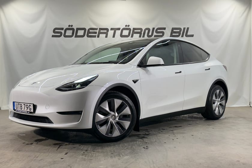 Bild 1 av Tesla Model Y Long Range AWD AUTOPILOT DRAG PANO 1 BRUKARE MOMSBIL