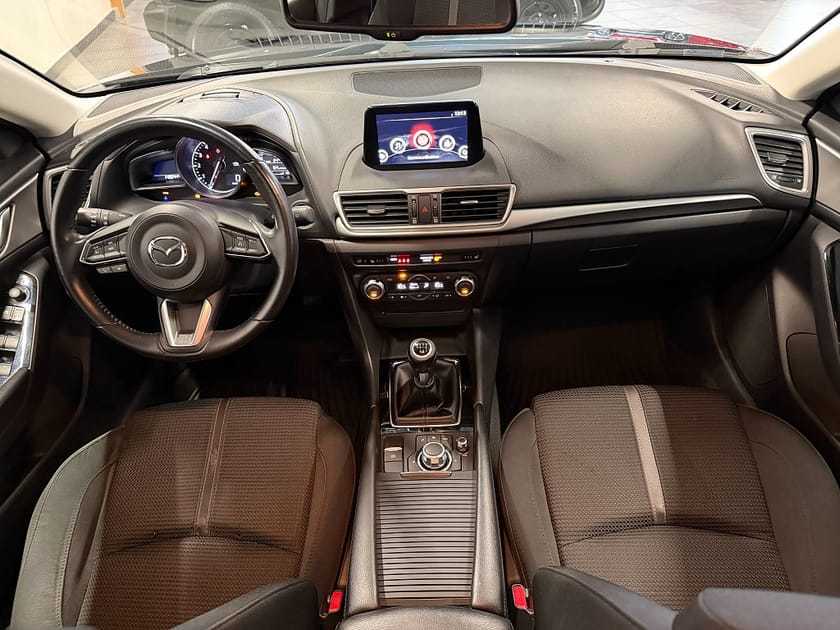 Bild 5 av Mazda 3 Sport 2.0, 165hk, 18" Visionplus, Tonade rutor, Kamera
