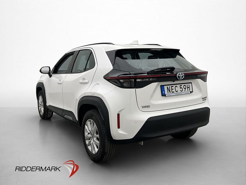 Bild 5 av Toyota Yaris Cross Hybrid AWD-i AWD 116hk Active Kamera Rattvärme MOMS