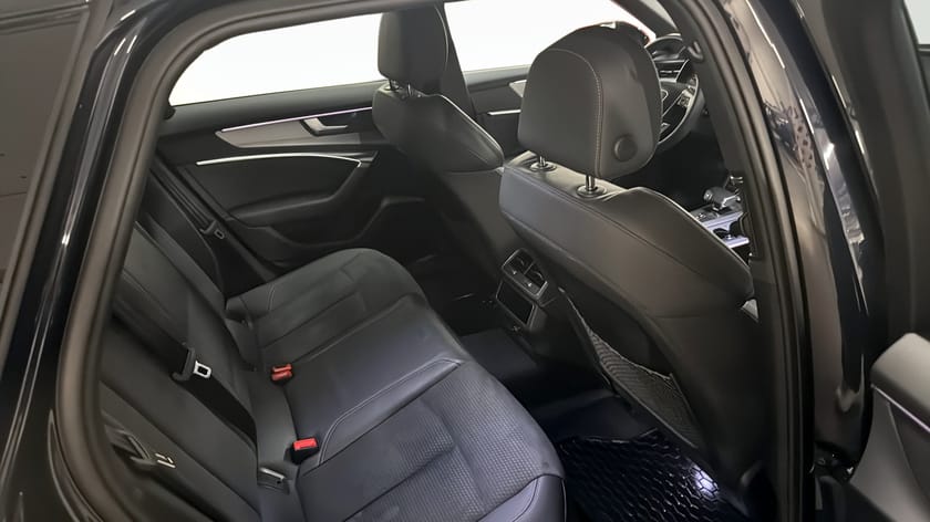 Bild 5 av Audi A6 Avant 55 TFSI e quattro 367hk S-line