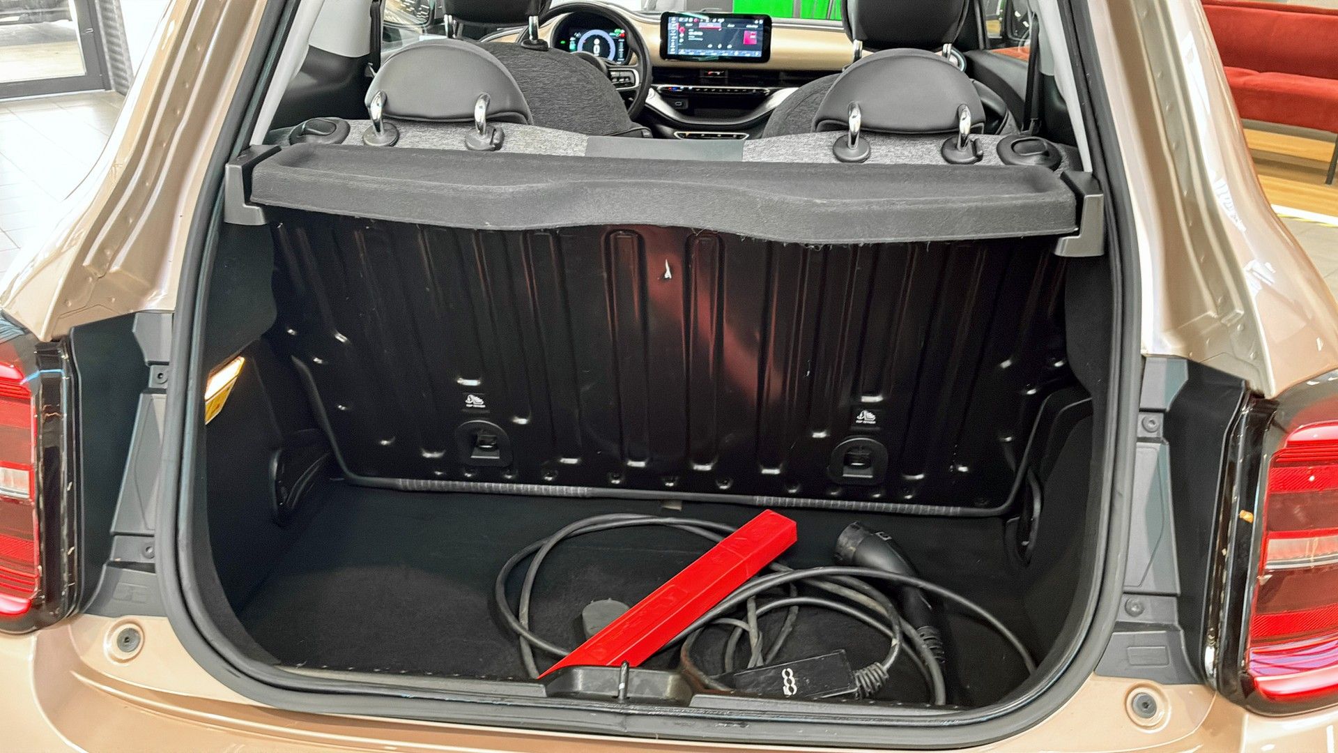 Fiat 500e ICON 500 2021, kuva 5/9