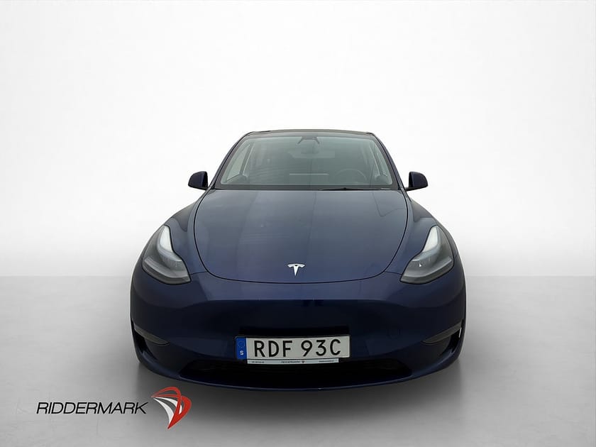Bild 3 av Tesla Model Y Long Range AWD Värmepump Dragkrok Autopilot