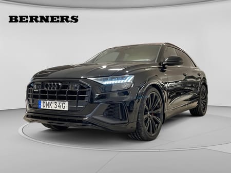 Audi Q8 60 TFSI e quattro S-LINE 462HK / NightV / B&O / Pa