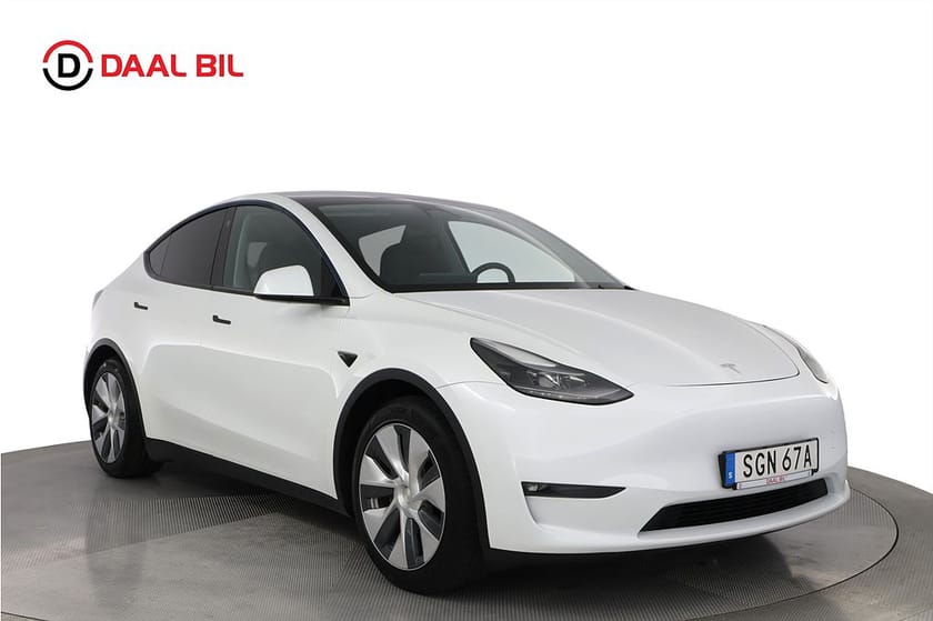 Bild 3 av Tesla Model Y Long Range AWD 514HK DRAG AUTOPILOT PANO 3D-VIEW
