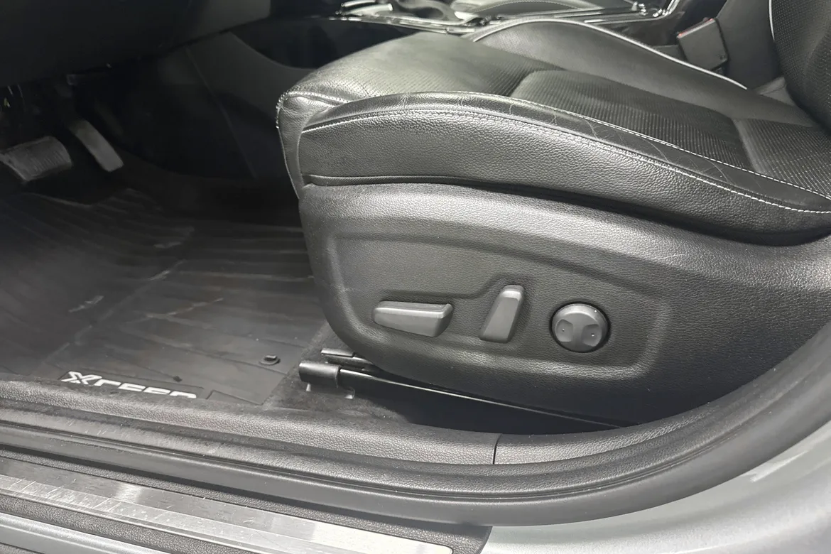 picture of a car