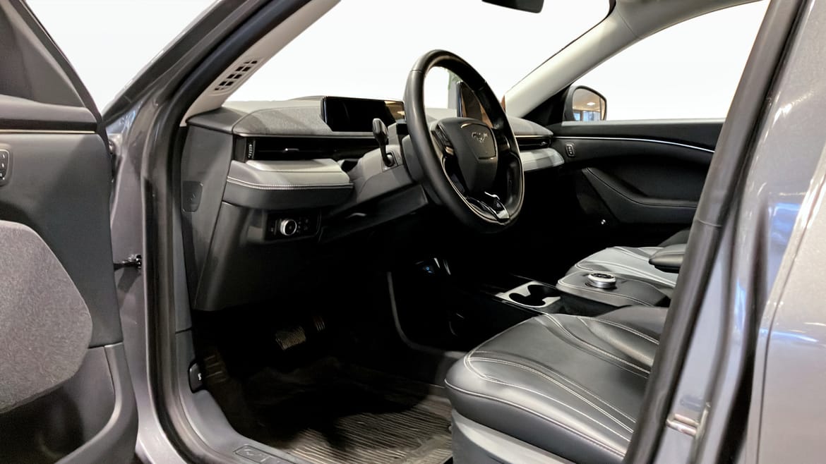 Ford Mustang Mach-E Long Range, 294hp, 2021