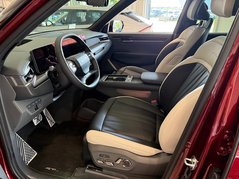 Bild 3 av Kia EV9 AWD GT-Line 7-sits Business Edition *OMG LEV*