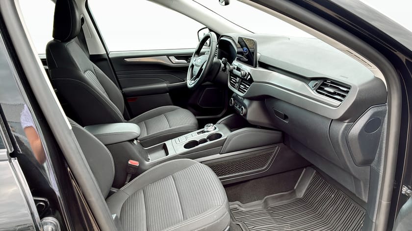 Bild 3 av Ford Kuga Plug-In Hybrid E-CVT, 225hk, 2021