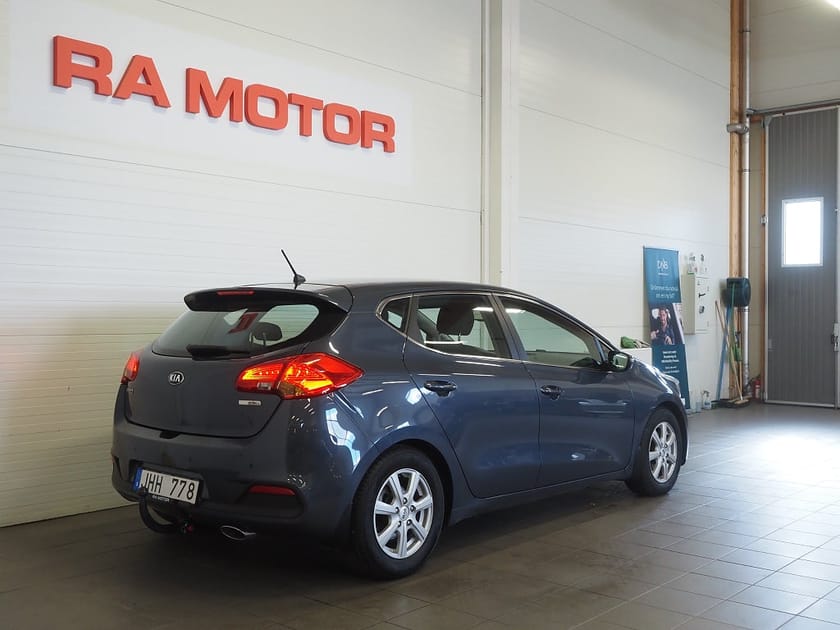 Bild 5 av Kia cee'd 1.6 CRDi 110hk EX Comfort | Dragkrok |