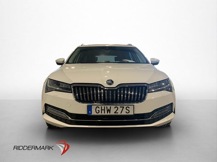 Bild 2 av Škoda Superb Kombi Skoda 2.0 TDI 4x4 Värmare Cockpit Skinn Kamera Drag