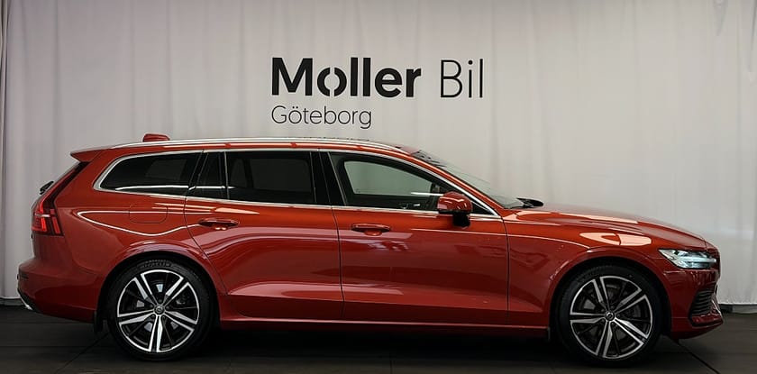 Bild 2 av Volvo V60 T8 AWD Momentum Adv/Teknikp/Lastpaket/B-kamera