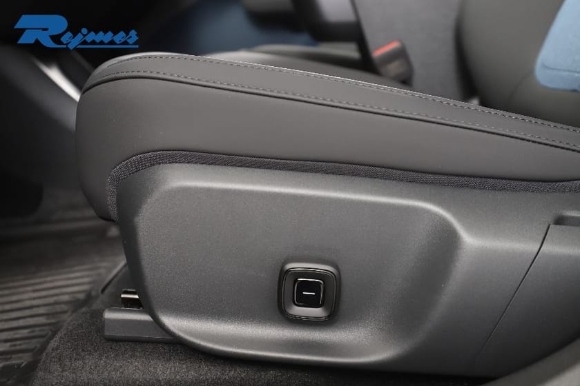 Bild 5 av Volvo EX30 P5 Long Range RWD Plus