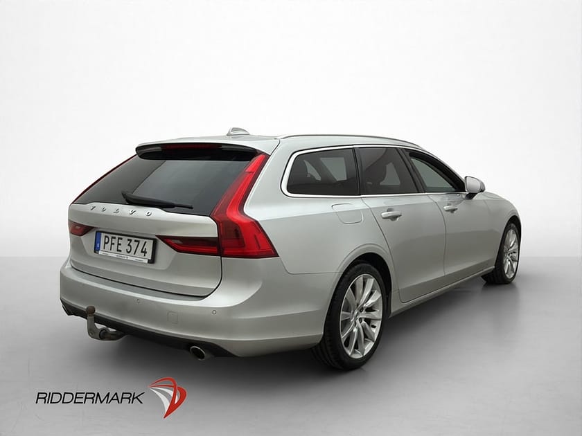 Bild 5 av Volvo V90 D4 AWD Momentum Skinn Drag Värmare Kamera Navi