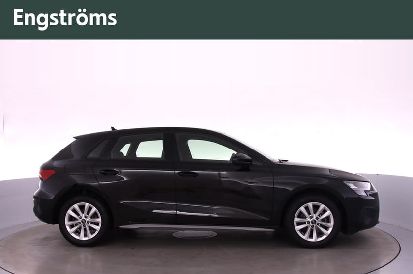 Bild 2 av Audi A3 Sportback 35 TFSI PROLINE 150 HK P-Värmare Backkamera