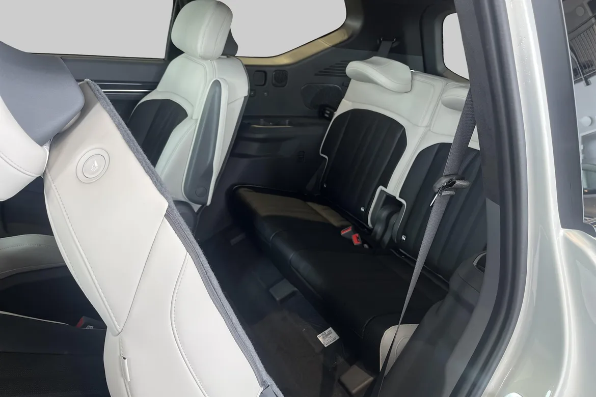 picture of a car