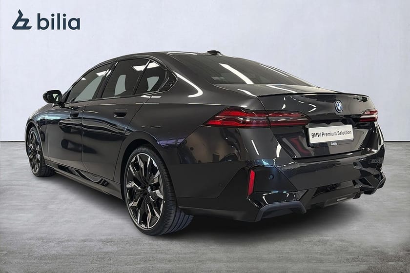 Bild 2 av BMW 530e xDrive M-sport Pro | DEMO | Panorama | Elstol | 21"
