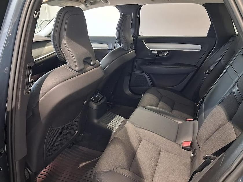 Bild 5 av Volvo V90 T6 Recharge Core Bright plug in AWD 350HK 4x4