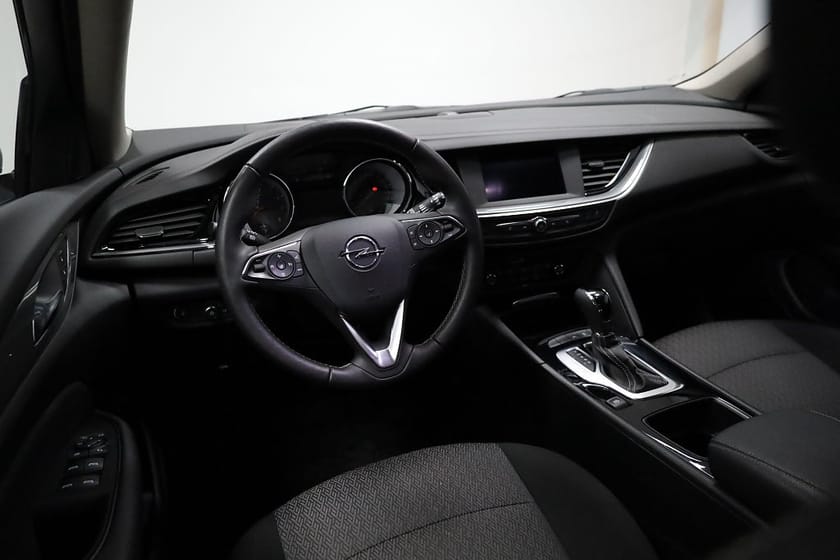 Bild 4 av Opel Insignia Sports Tourer 1.5 Turbo 165hk | Backkamera | Rattvärme