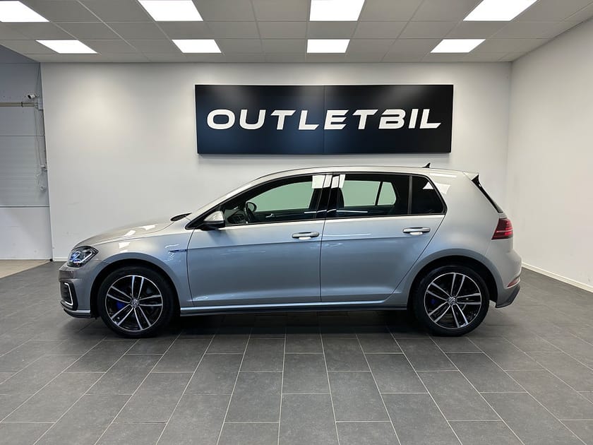 Bild 2 av Volkswagen Golf GTE 1.4 TSI Värmare Cockpit  Carplay