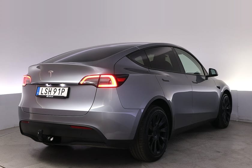 Bild 5 av Tesla Model Y Long Range AWD