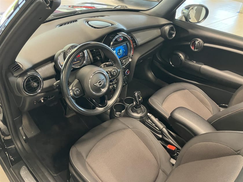 Bild 2 av MINI Cooper Convertible D