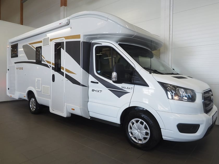 Bild 2 av Caravans International Campervan Ford Ci Magis 84 XT 160hk Automat Långbädd Markis Taksäng Solcell