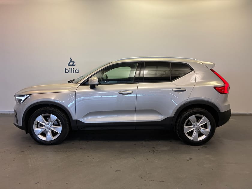 Bild 3 av Volvo XC40 B4 FWD Bensin Core SE II / Keyless / Navigation / Backkamera /