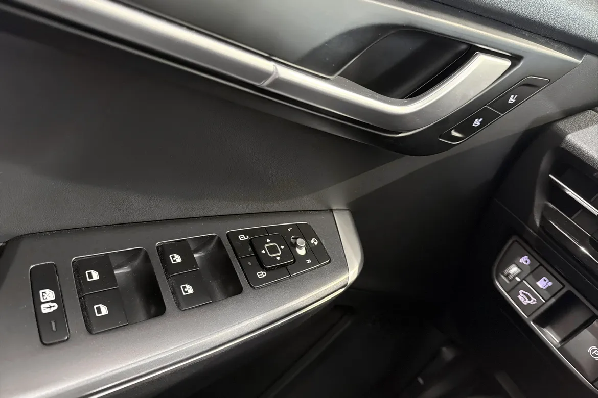 picture of a car