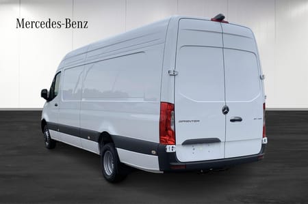 Mercedes-Benz Sprinter 517 CDI RWD Tourer