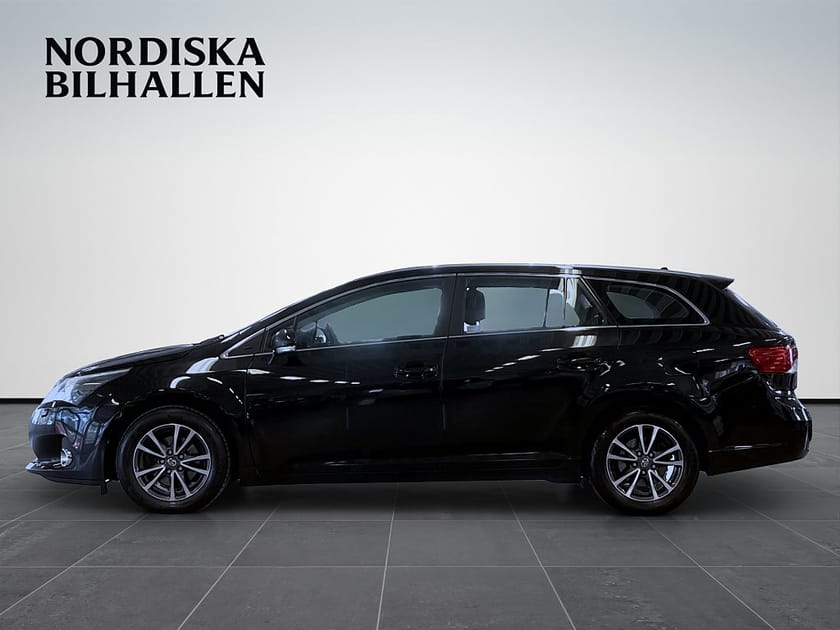 Bild 4 av Toyota Avensis Kombi 2.0 D-4D Business Backkamera