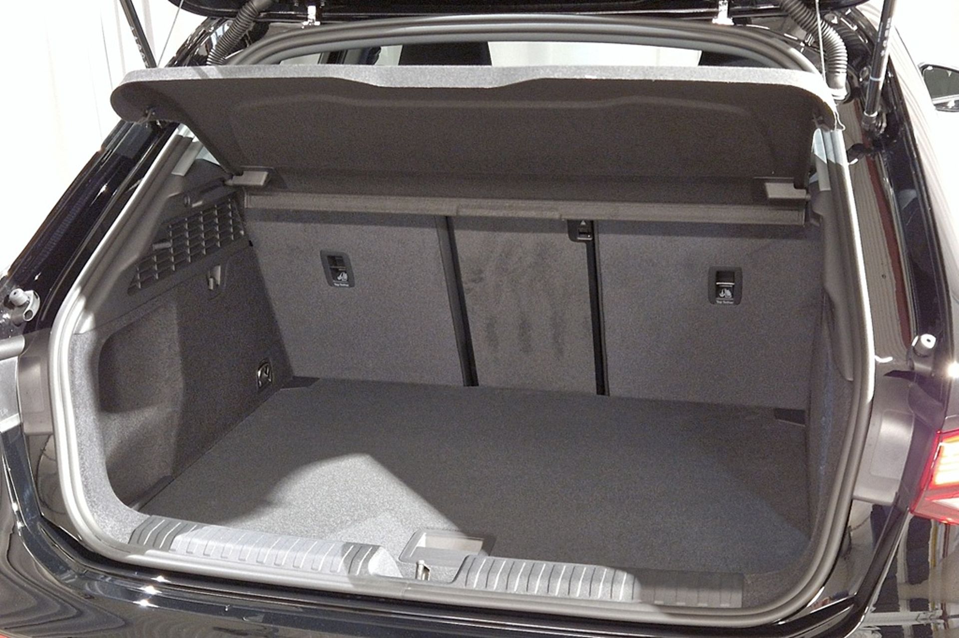 Audi A3 TFSI 110 KW S TRONIC PROLINE 2027, photo 5/10