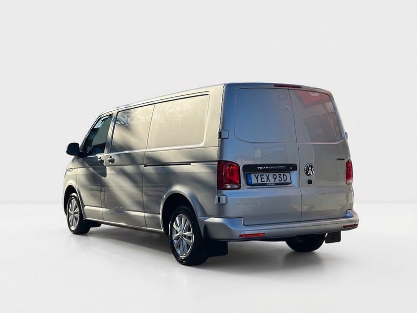 Bild 4 av Volkswagen Transporter T30 2.0 TDI 4Motion Dubbla skjutdörrar | D-VÄRM