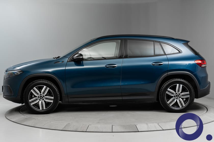 Bilde 2 av Mercedes-Benz EQA 300 4MATIC | Progressive | Nattpakke | Hengerfeste