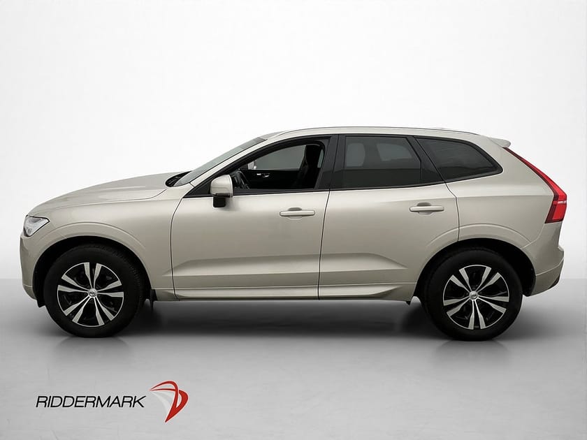 Bild 4 av Volvo XC60 B4 AWD 197hk Pro Edition Värmare Drag VOC CarPlay