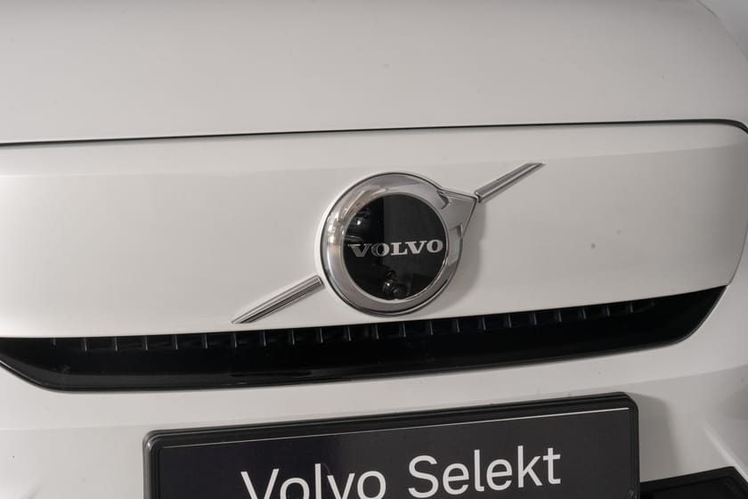 Bilde 4 av Volvo XC40 Recharge Twin 408 hk Ultimate. Krok/Pixel/Harman Kardon/Pan soltak
