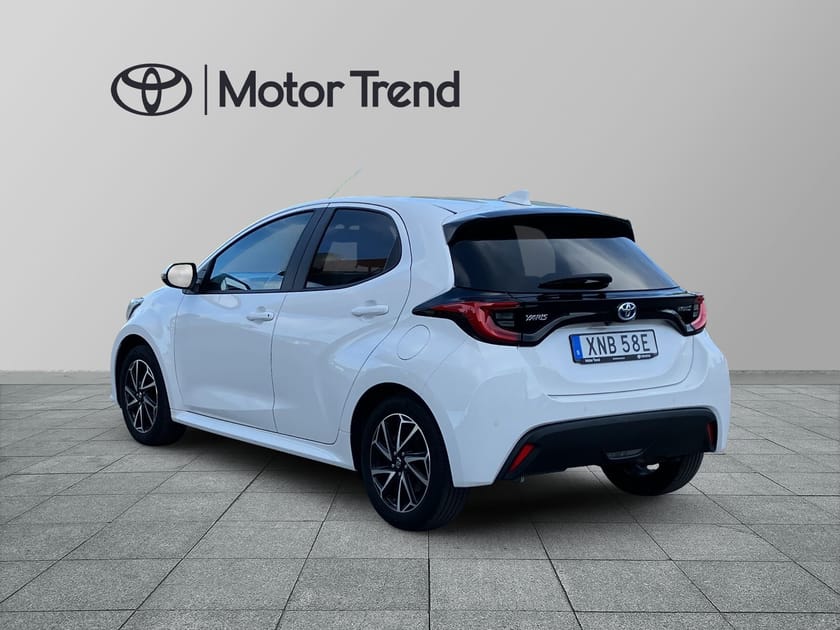 Bild 2 av Toyota Yaris Hybrid 1,5 5D ACTIVE PLUS P-SENSORER FRAM/BA