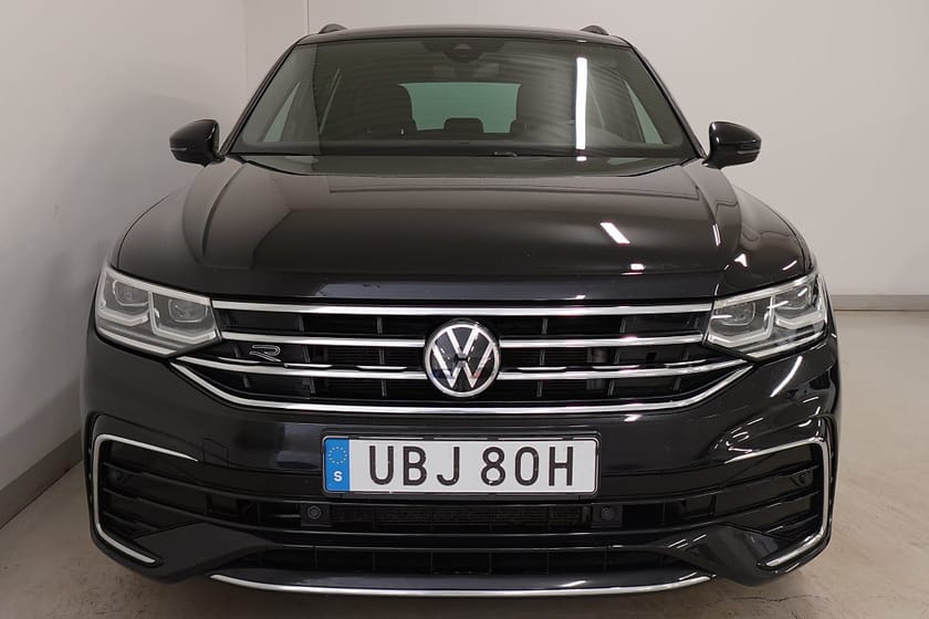 Bild 2 av Volkswagen Tiguan eHybrid 1.4 TSI ACT OPF R-Line Drag Adap-F Kamera
