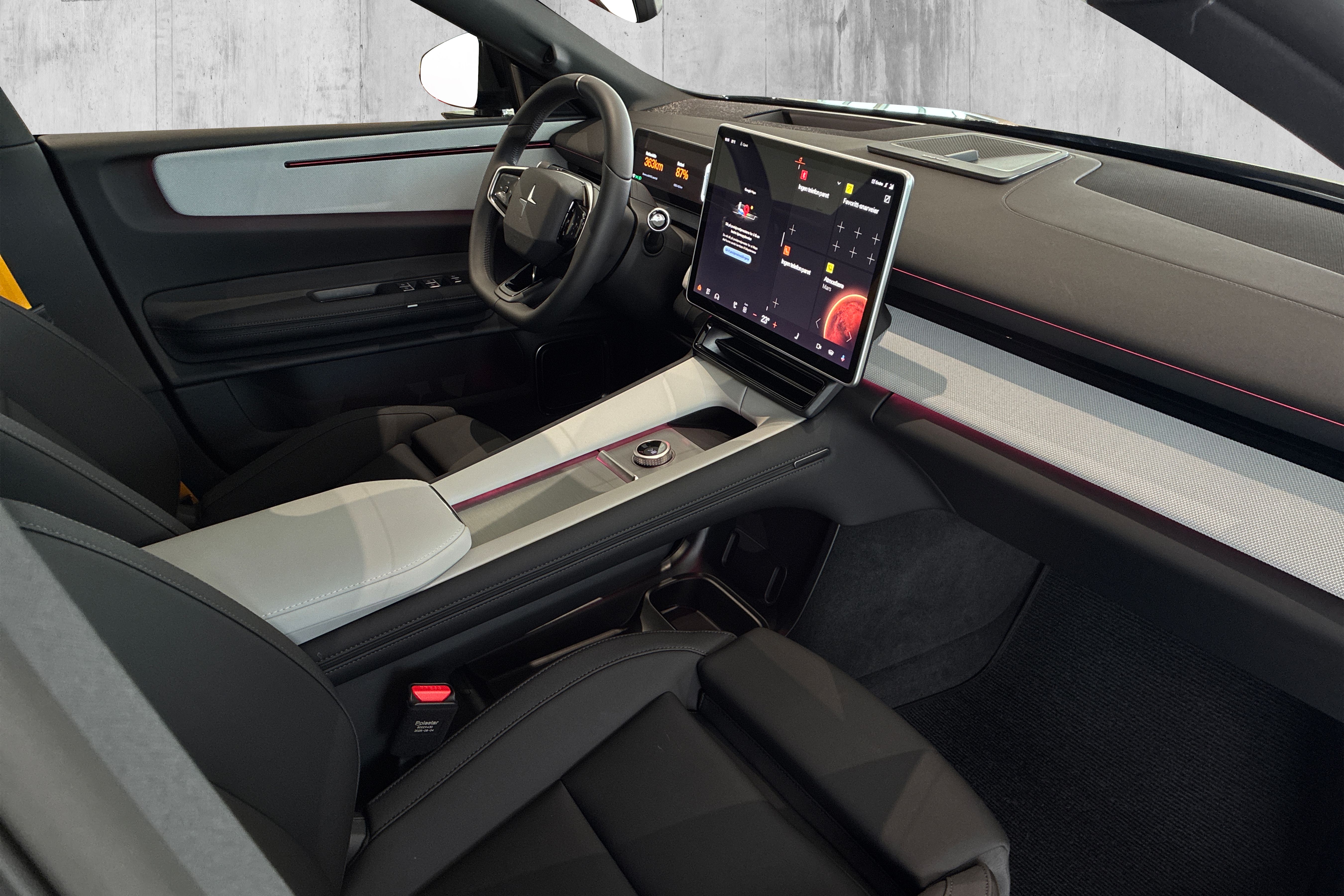 Polestar 4 Long Range Dual motor bilde 18