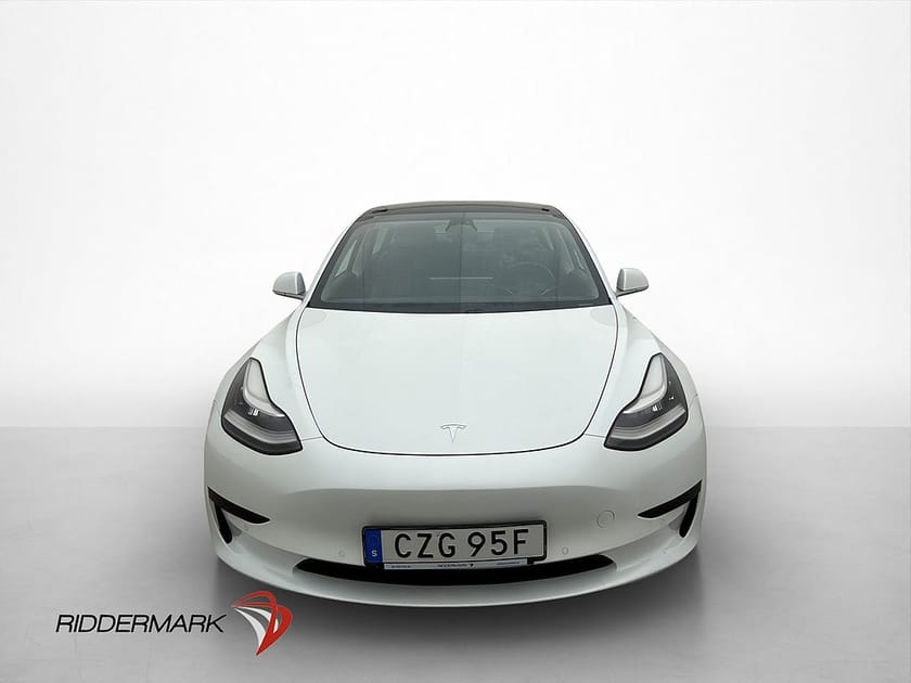 Bild 3 av Tesla Model 3 Standard Range Plus Dragkrok Parkeringsklimat