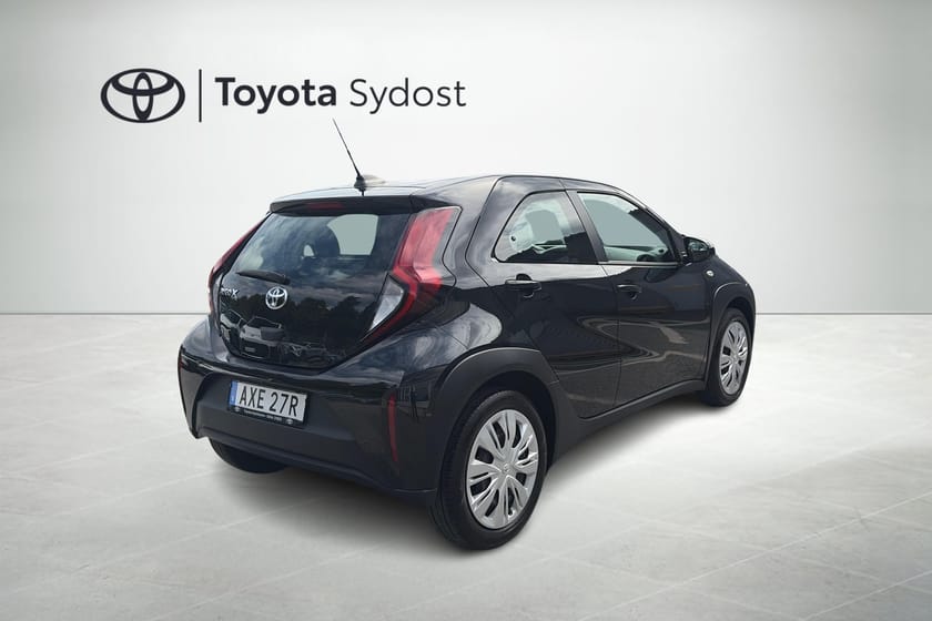 Bild 2 av Toyota Aygo X 1.0 Play Manuell, Apple Carplay, Sätesvärme, Backkamera